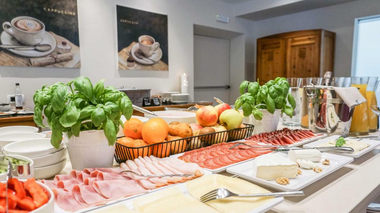 Hotel Villa Laurus Merano Ngoại thất bức ảnh
